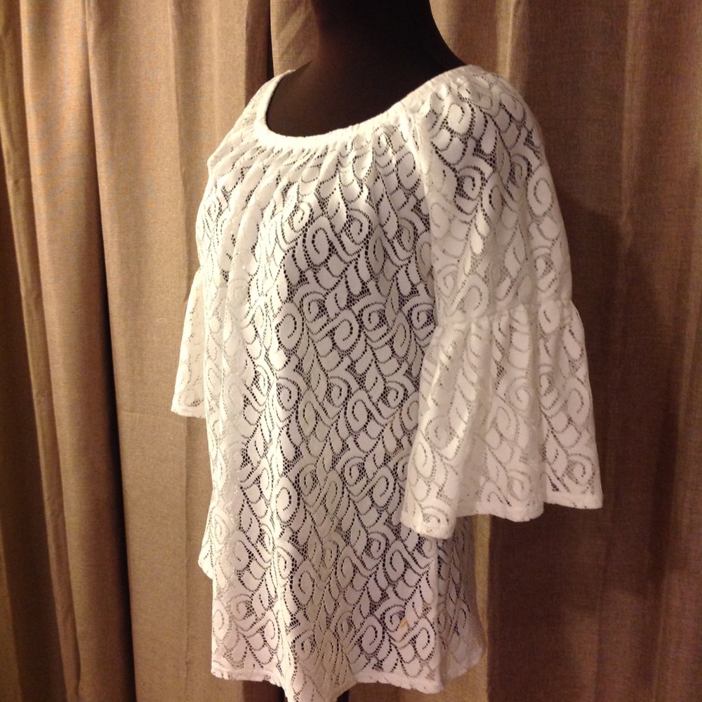 Lace Top with 3/4 Sleeves - Picture 2 of 5
